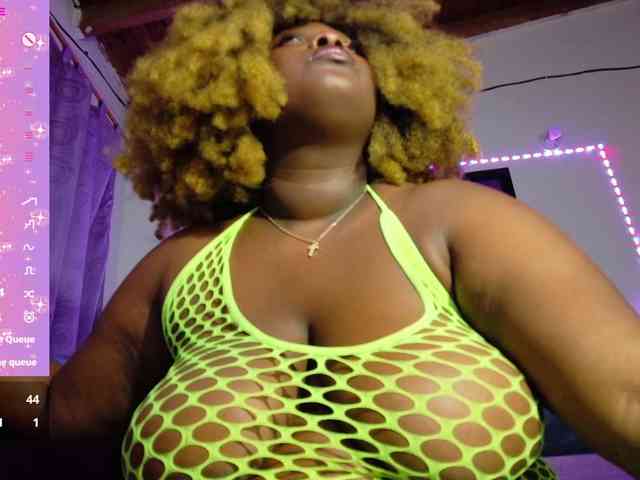 ebony-NeighborMoans ebony-NeighborMoans