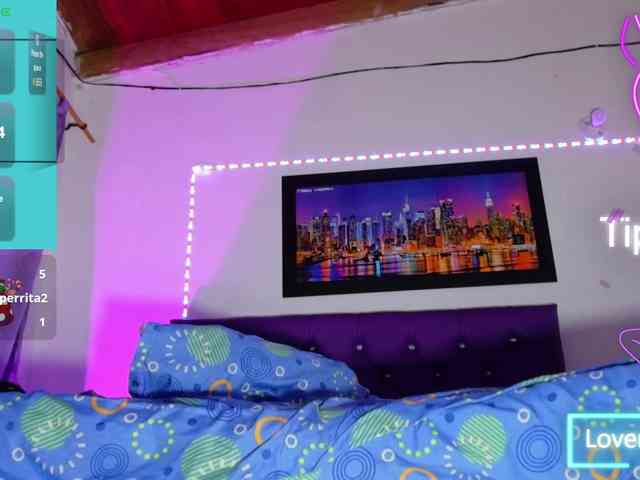 ebony-NeighborMoans webcam