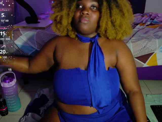 ebony-NeighborMoans webcam