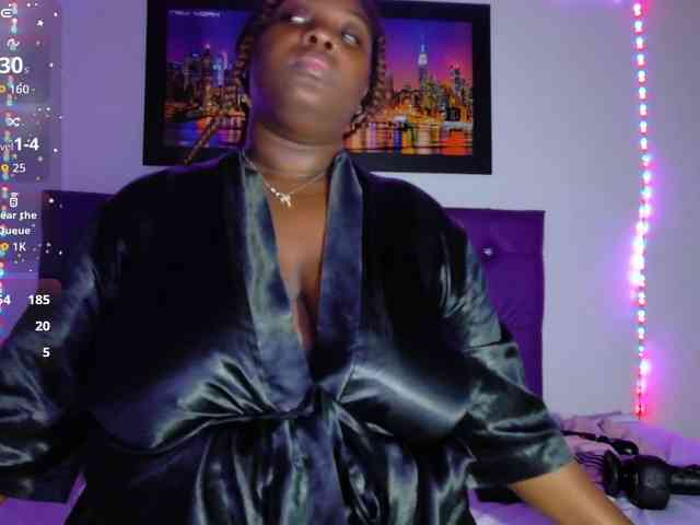 ebony-NeighborMoans ebony-NeighborMoans