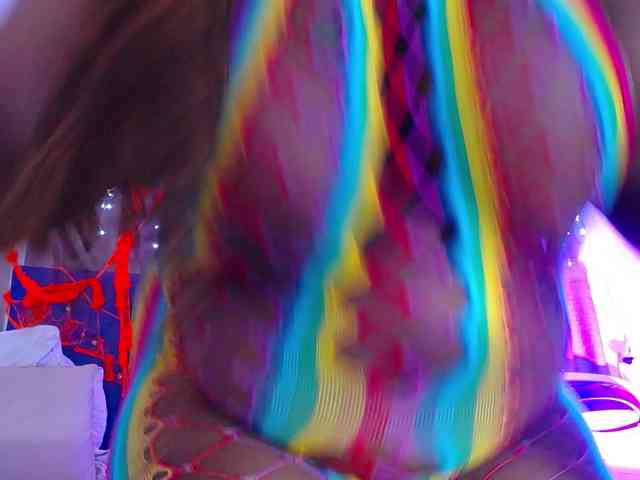 ebony-NeighborMoans webcam