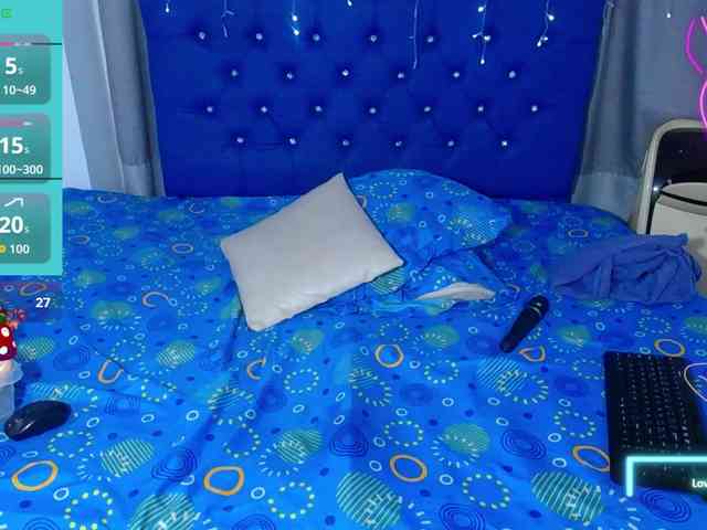 ebony-NeighborMoans webcam