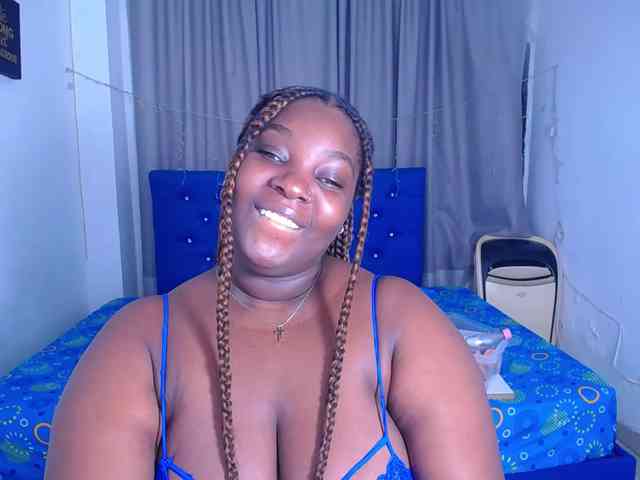 ebony-NeighborMoans webcam