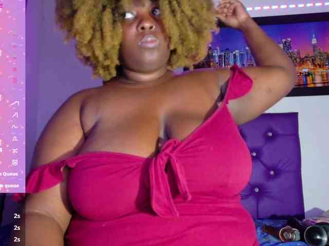 ebony-NeighborMoans webcam