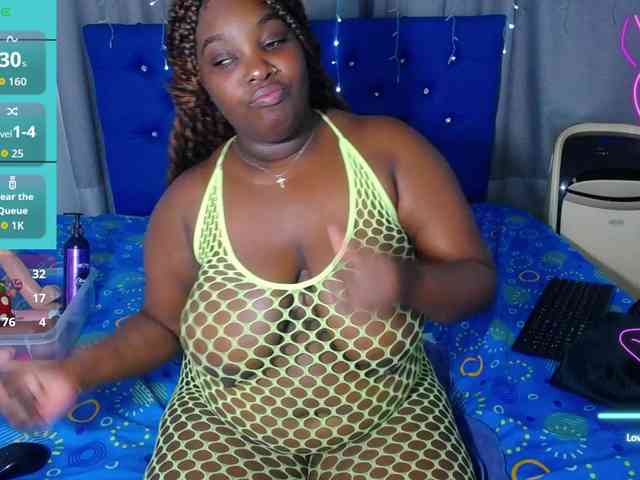 ebony-NeighborMoans webcam