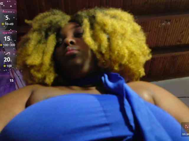 ebony-NeighborMoans webcam