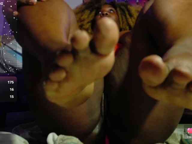 ebony-NeighborMoans webcam