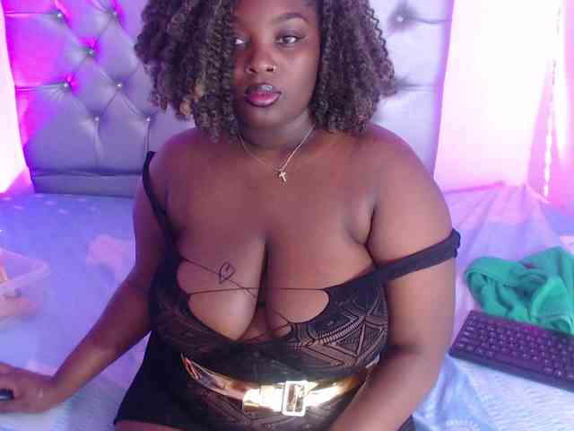 ebony-NeighborMoans