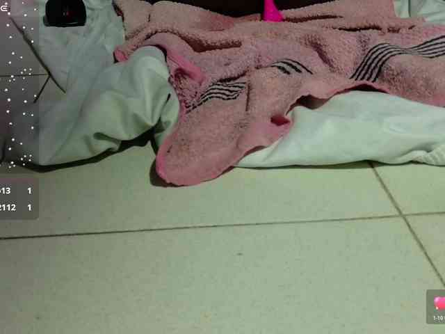 ebony-NeighborMoans webcam