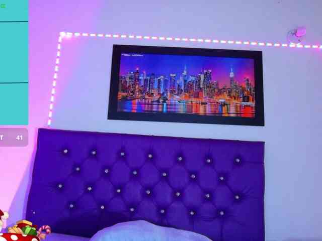 ebony-NeighborMoans webcam