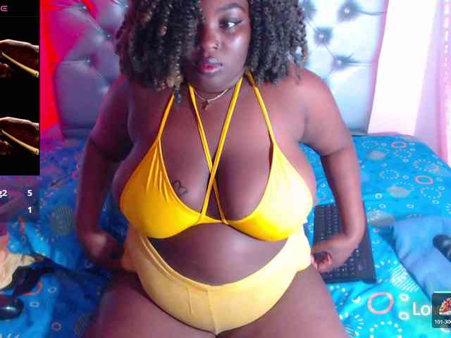 ebony-NeighborMoans webcam
