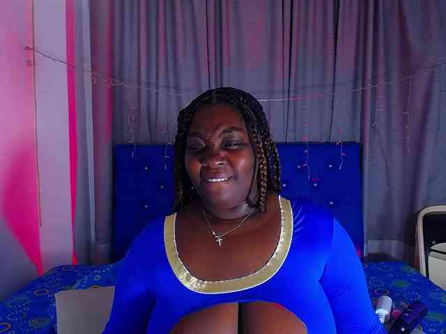 ebony-NeighborMoans webcam