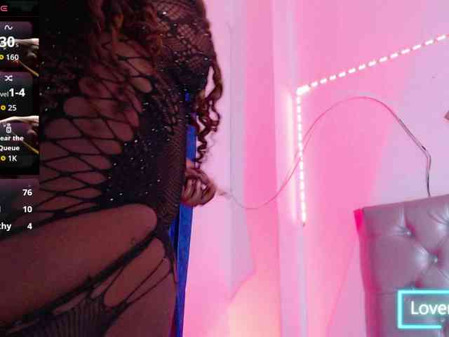 ebony-NeighborMoans webcam