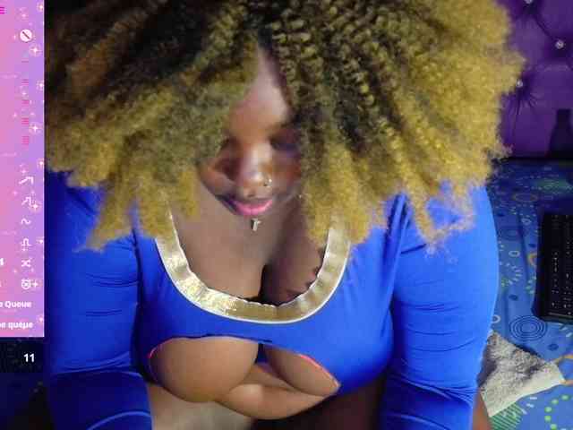 ebony-NeighborMoans webcam