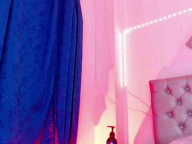 ebony-NeighborMoans ebony-NeighborMoans