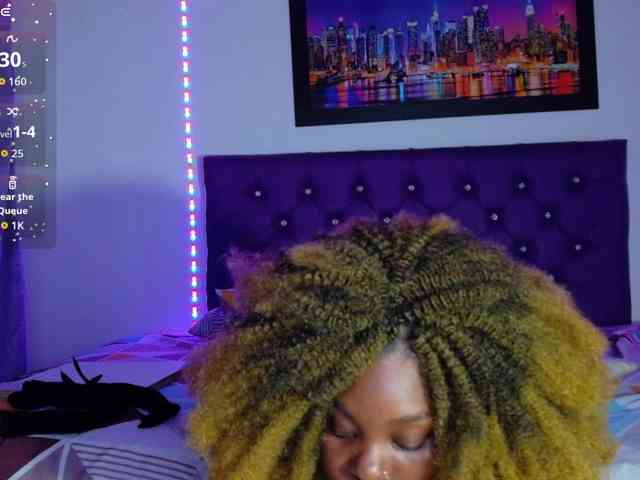 ebony-NeighborMoans webcam