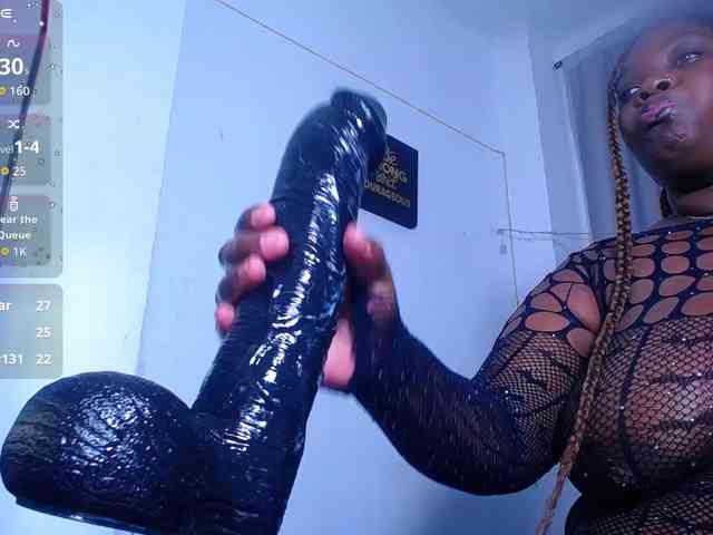 ebony-NeighborMoans webcam