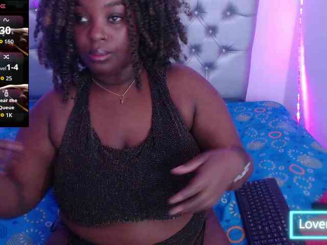 ebony-NeighborMoans webcam