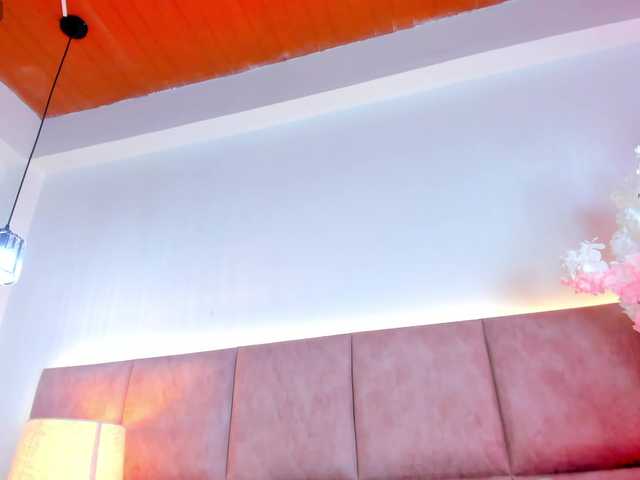 KhateMiller's BongaCams show and profile