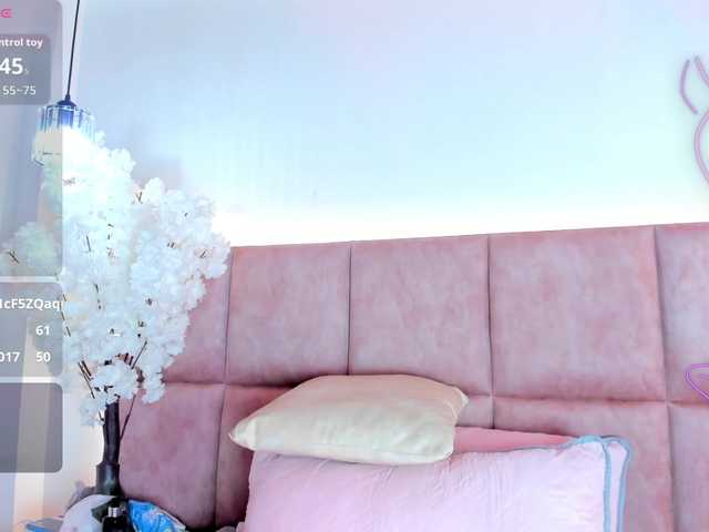  KhateMiller chat room