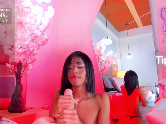 KhateMiller's BongaCams show and profile