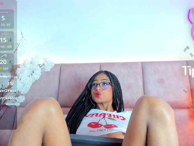 KhateMiller webcam