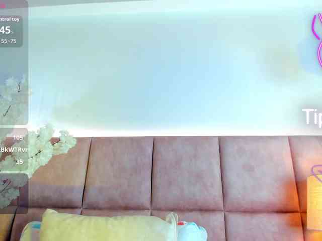 KhateMiller webcam