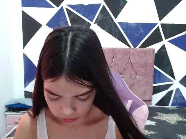 shy-luna18 shy-luna18