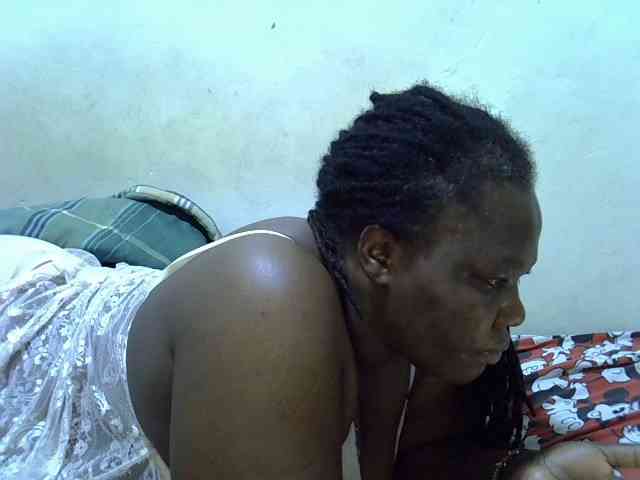 sexy-ebony254 webcam