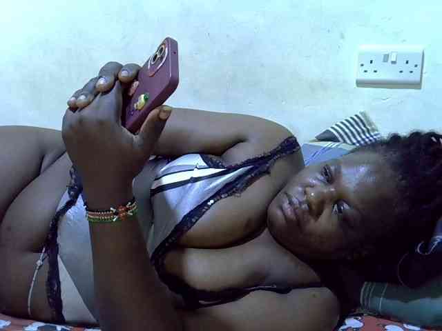sexy-ebony254 webcam