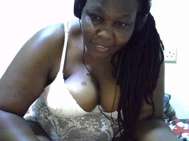 sexy-ebony254 webcam