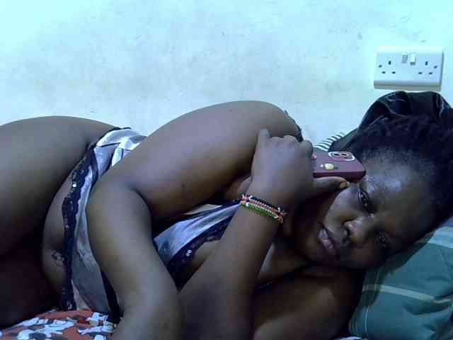 sexy-ebony254 webcam