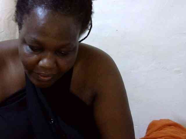 sexy-ebony254 webcam