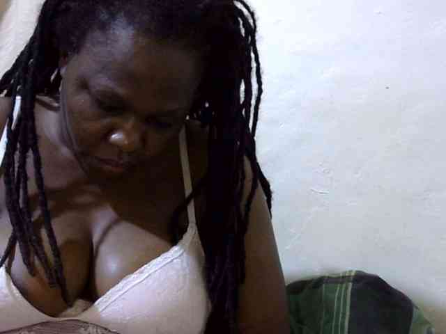 sexy-ebony254 webcam