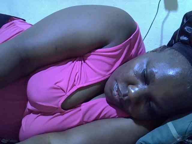 sexy-ebony254 webcam