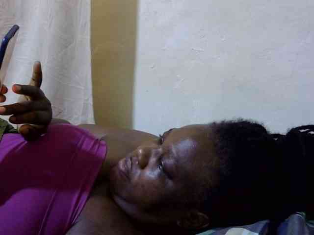 sexy-ebony254 webcam