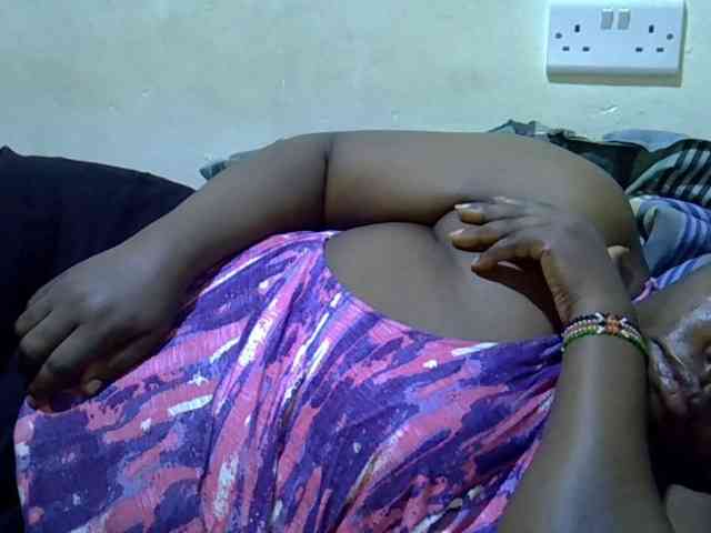sexy-ebony254 webcam