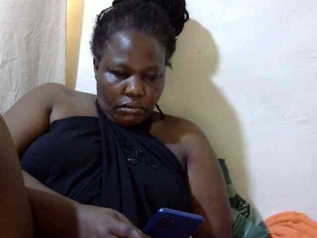 sexy-ebony254 webcam