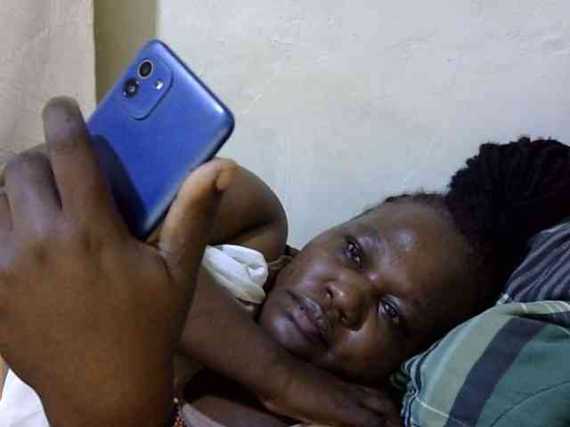 sexy-ebony254 webcam