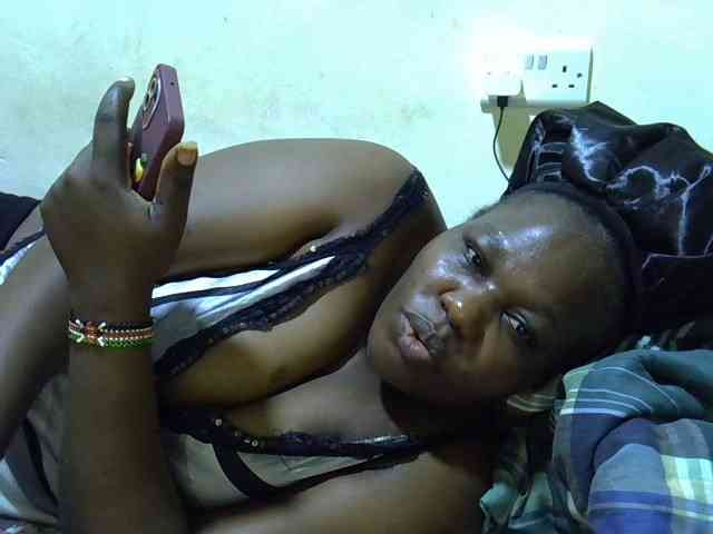 sexy-ebony254 webcam