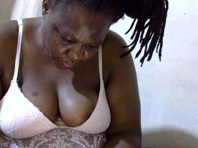 sexy-ebony254 webcam
