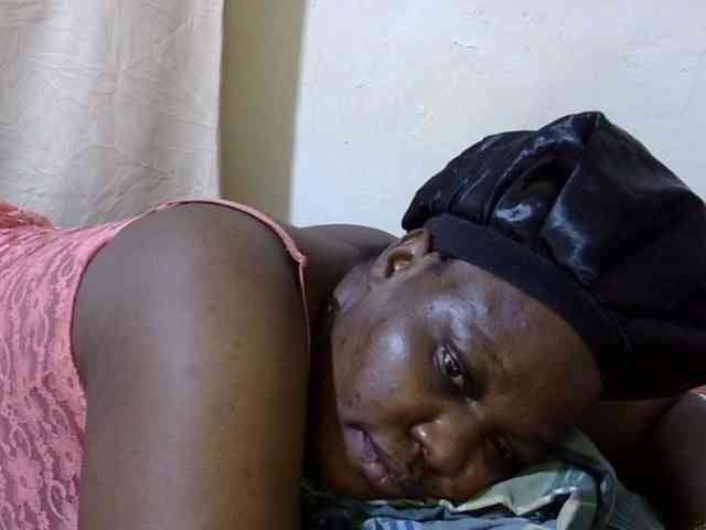 sexy-ebony254 webcam