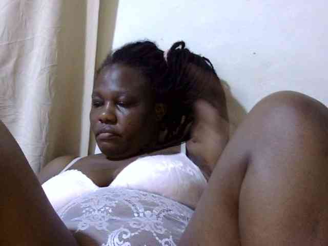 sexy-ebony254 webcam