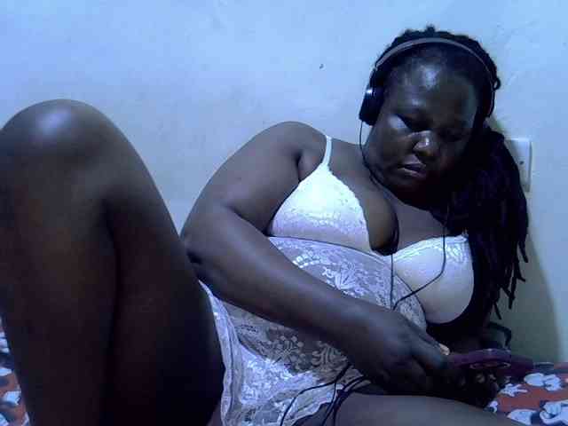 sexy-ebony254 webcam