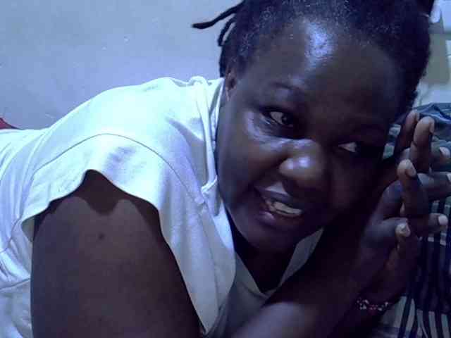 sexy-ebony254 webcam