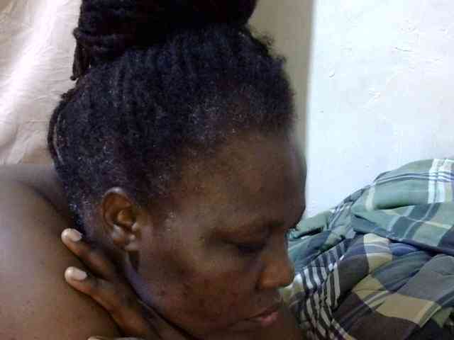 sexy-ebony254 webcam