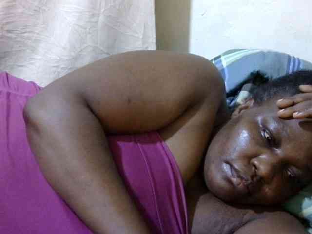 sexy-ebony254 webcam