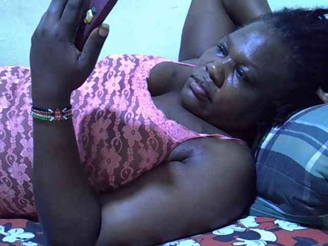 sexy-ebony254 webcam