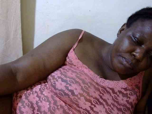 sexy-ebony254 webcam