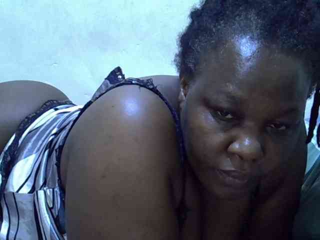 sexy-ebony254 webcam
